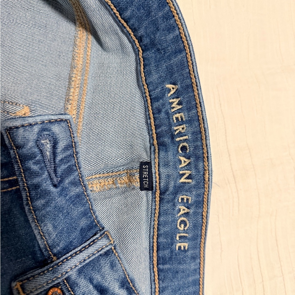 American Eagle Outfitters Blue Flare Jeans - Picture 3 of 5